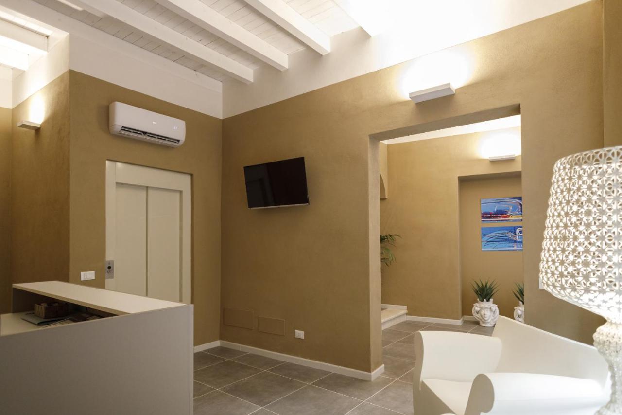 Palazzo Mancina Hotel Trapani Ngoại thất bức ảnh